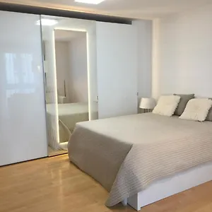 No Smoking, Cozy In Top Location 15 Min To Center Wien