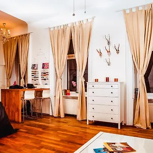 Hotel Wohnen Im Herzen Von, Viena